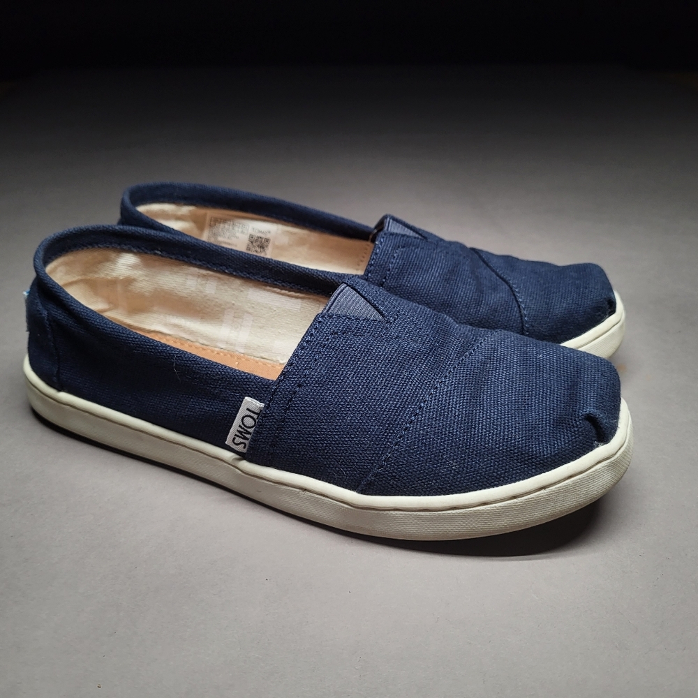 TOMS Classic Youth Alpargata Navy Canvas Slip-On // Youth Size 3